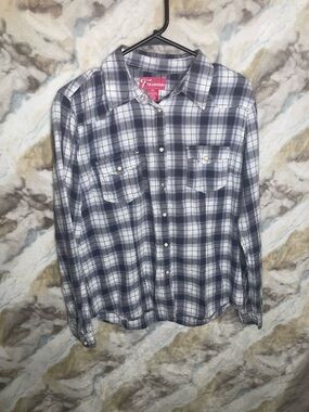 Women Navy and White Plaid Button-Up Shirt